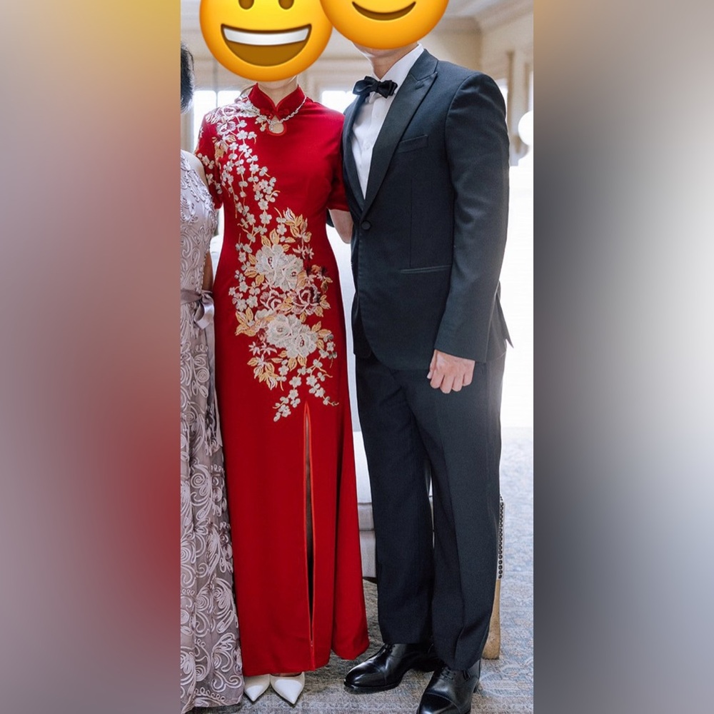 Elegant Red Floral Embroidered Cheongsam Qipao Dress